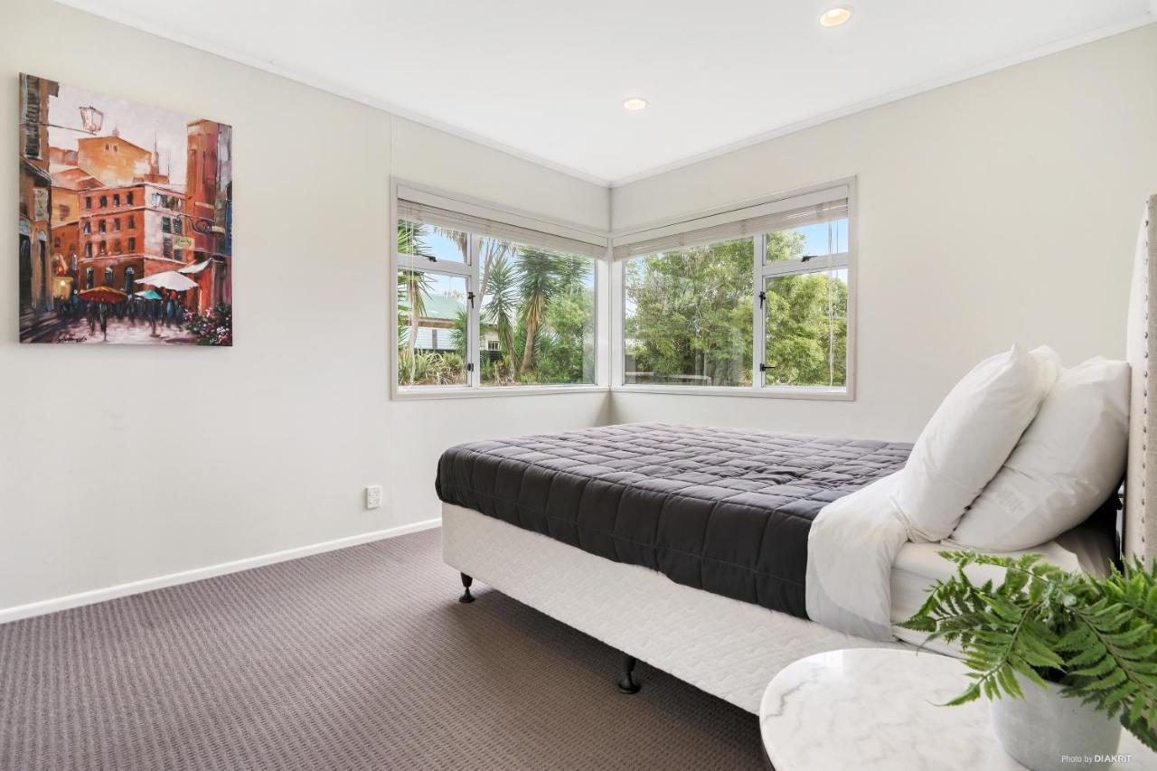 Karaka Private Holiday home